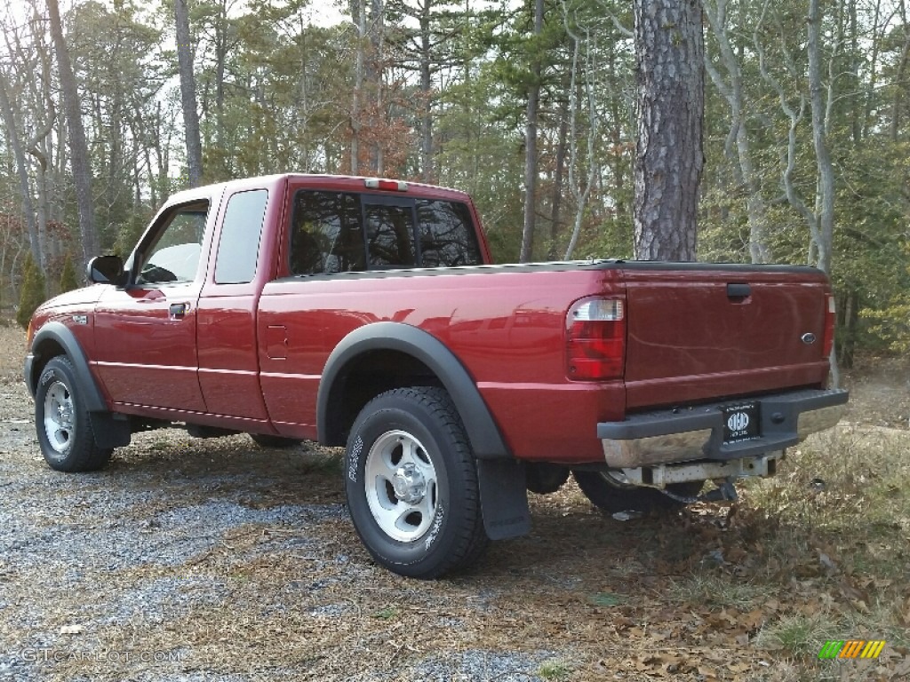 2002 Ranger XLT SuperCab 4x4 - Toreador Red Metallic / Dark Graphite photo #4