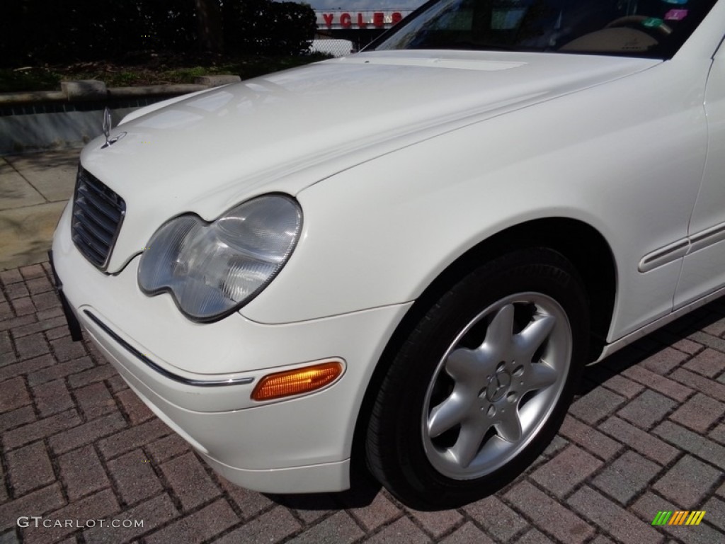 2003 C 240 4Matic Wagon - Alabaster White / Java photo #23