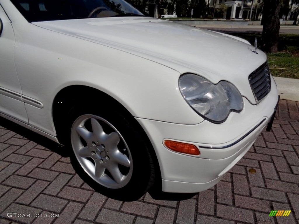 2003 C 240 4Matic Wagon - Alabaster White / Java photo #28