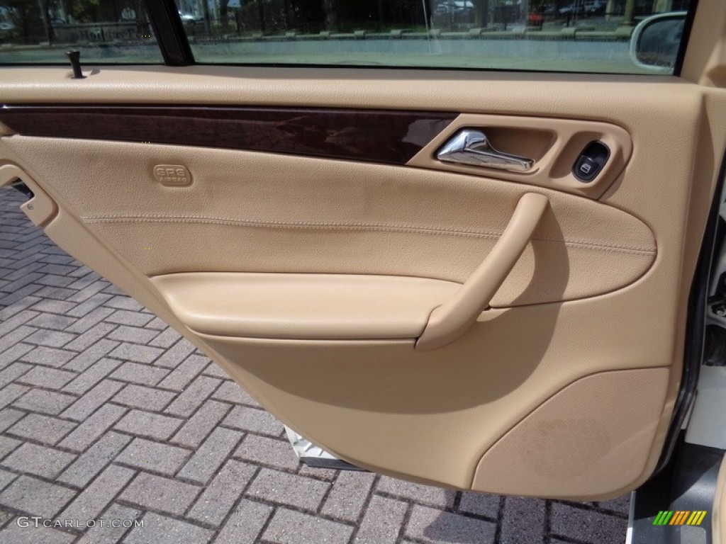 2003 C 240 4Matic Wagon - Alabaster White / Java photo #65