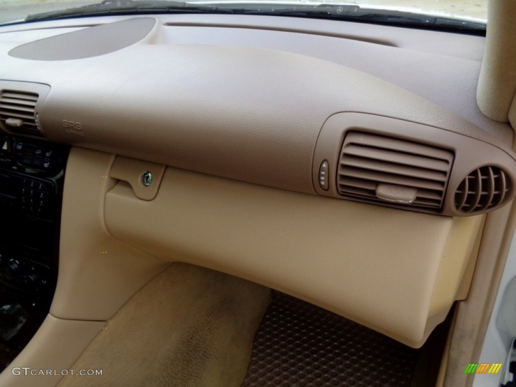 2003 C 240 4Matic Wagon - Alabaster White / Java photo #80