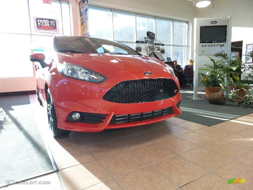 2016 Fiesta ST Hatchback - Molten Orange Metallic Tri-coat / ST Recaro Molten Orange photo #2