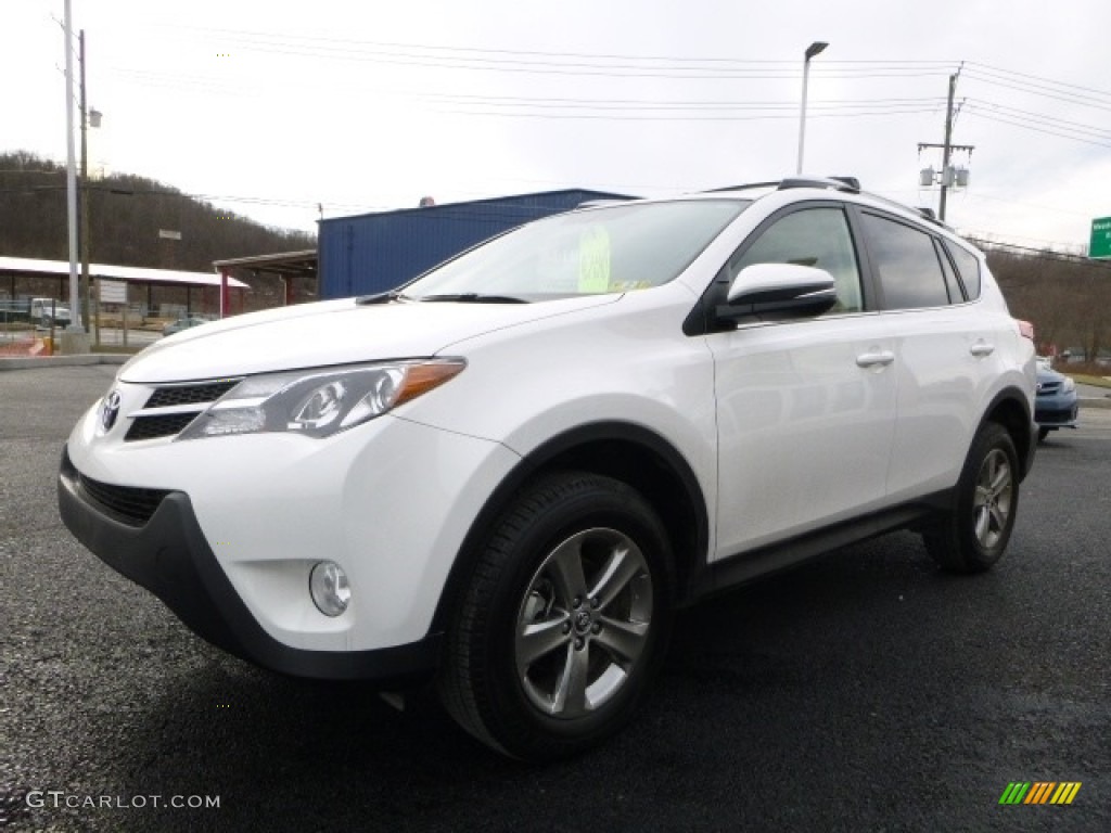 2015 RAV4 XLE - Super White / Ash photo #12