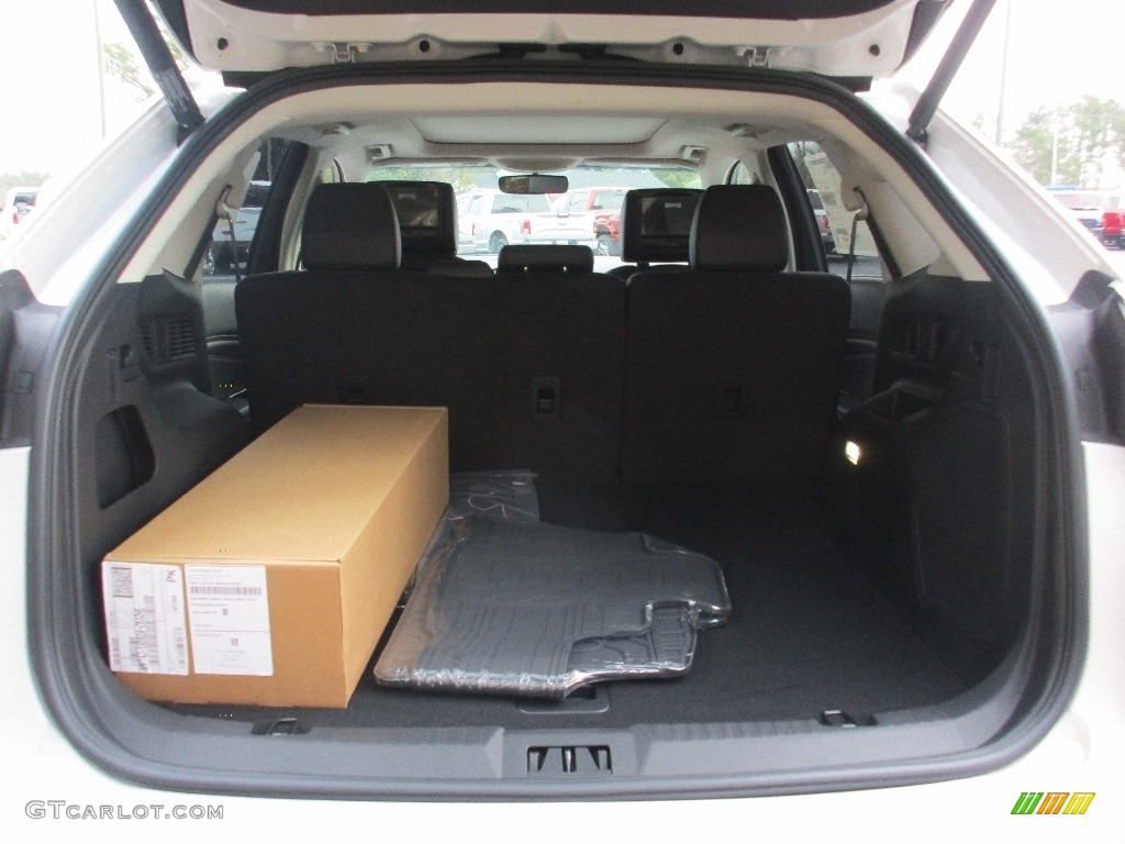 2016 Ford Edge Titanium AWD Trunk Photo #110959357