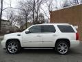 White Diamond Tricoat - Escalade Luxury AWD Photo No. 6