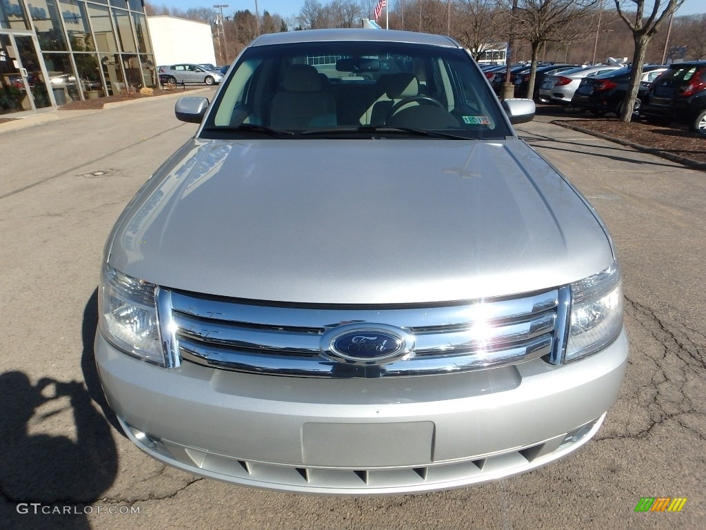 2009 Taurus SE - Brilliant Silver Metallic / Medium Light Stone photo #8