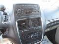 Redline 2 Pearl Coat - Grand Caravan Crew Photo No. 17