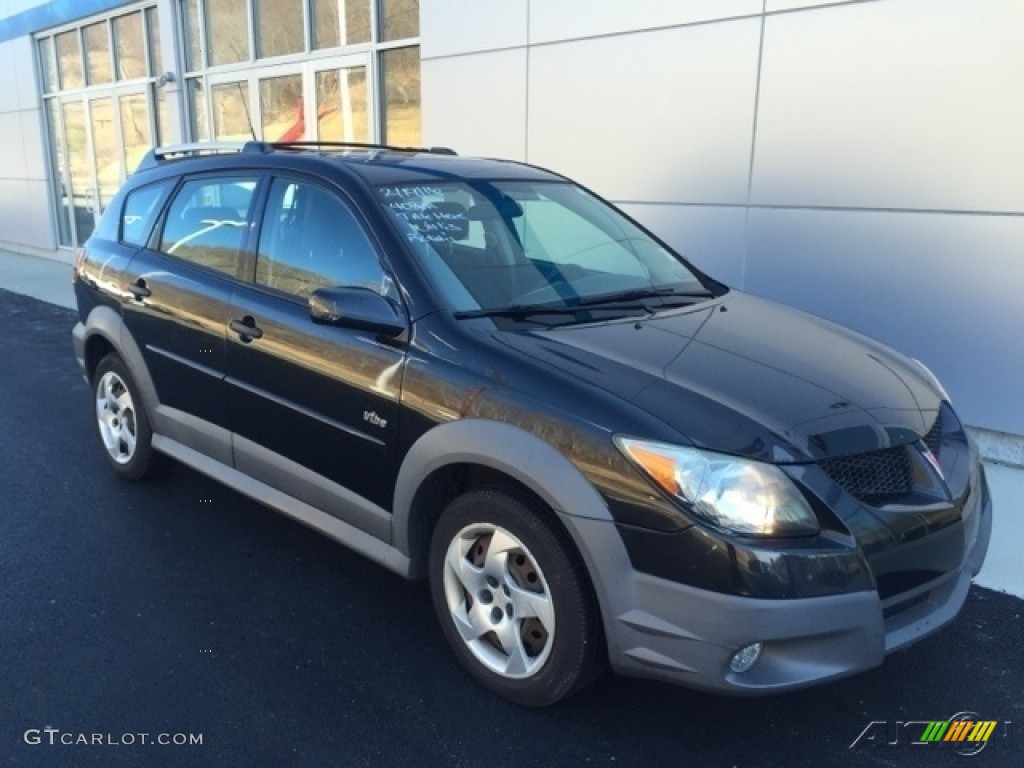 2004 Vibe AWD - Abyss Black / Graphite photo #1