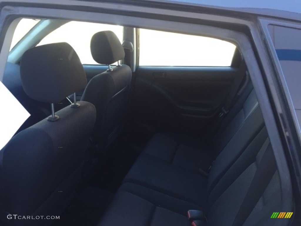 2004 Vibe AWD - Abyss Black / Graphite photo #9