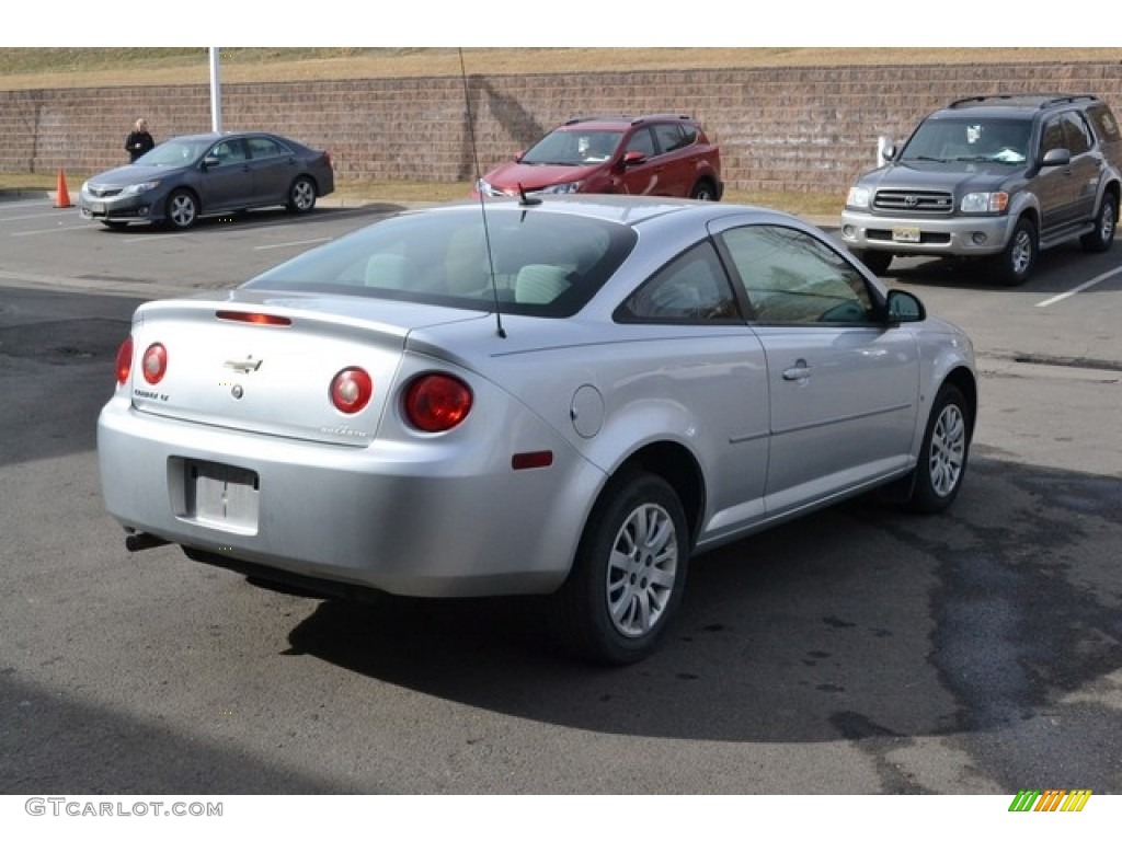 2009 Cobalt LT Coupe - Silver Ice Metallic / Gray photo #2