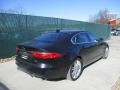 Ultimate Black - XF 35t AWD Photo No. 4