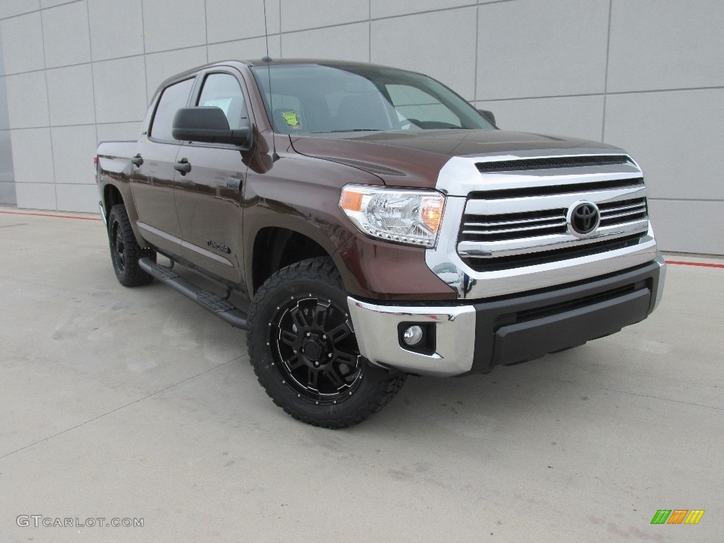 2016 Tundra SR5 CrewMax 4x4 - Sunset Bronze Mica / Black photo #2