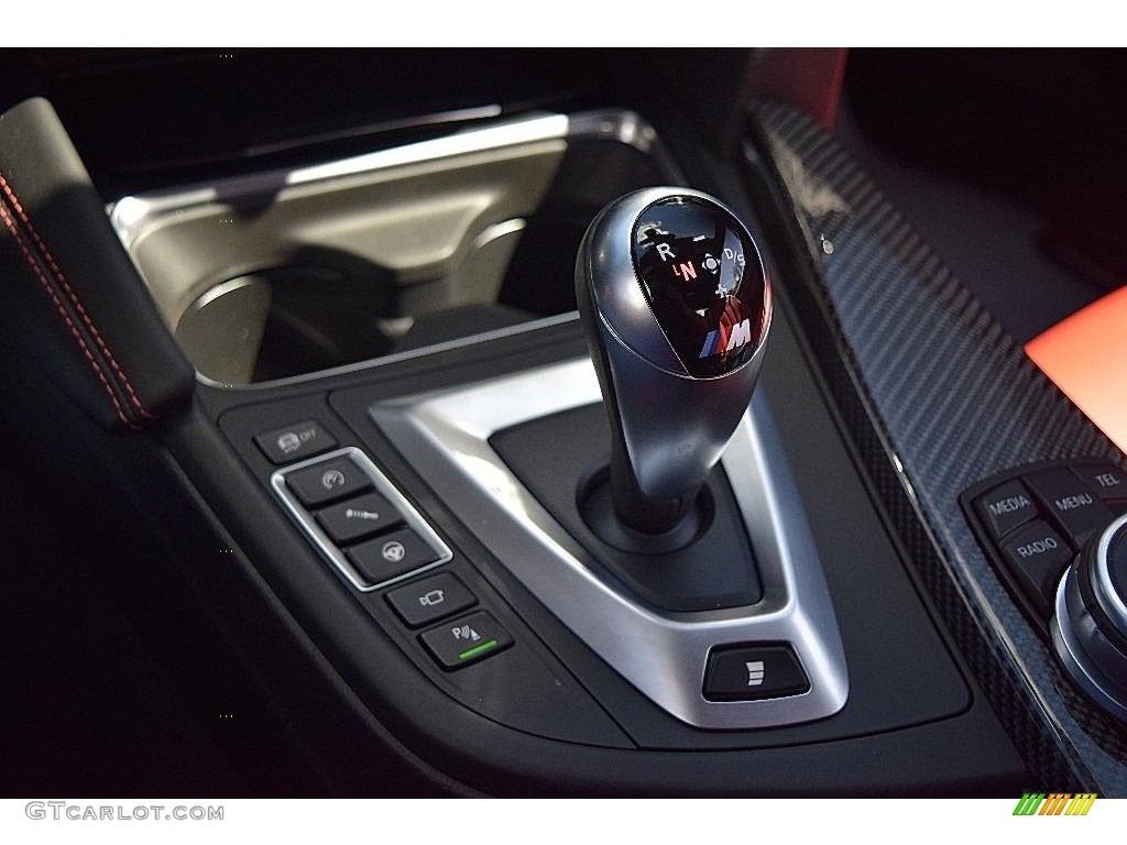 2015 BMW M4 Convertible Transmission Photos