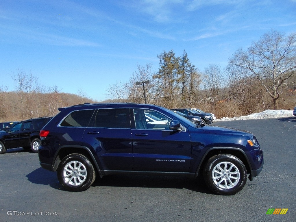 2015 Grand Cherokee Laredo 4x4 - True Blue Pearl / Black/Light Frost Beige photo #2