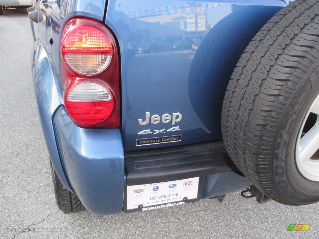 2006 Liberty Limited 4x4 - Atlantic Blue Pearl / Medium Slate Gray photo #37