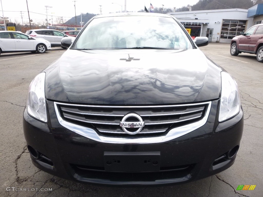 2011 Altima 2.5 S - Super Black / Charcoal photo #8