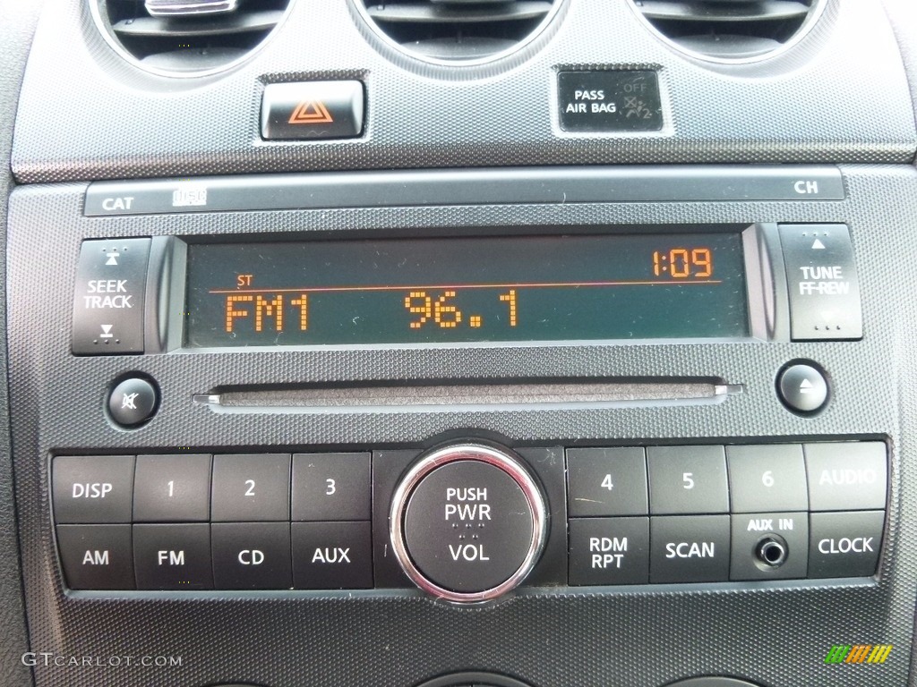2011 Altima 2.5 S - Super Black / Charcoal photo #16