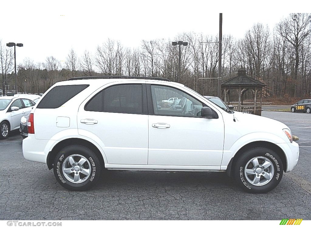 2008 Sorento LX 4x4 - Clear White / Gray photo #2