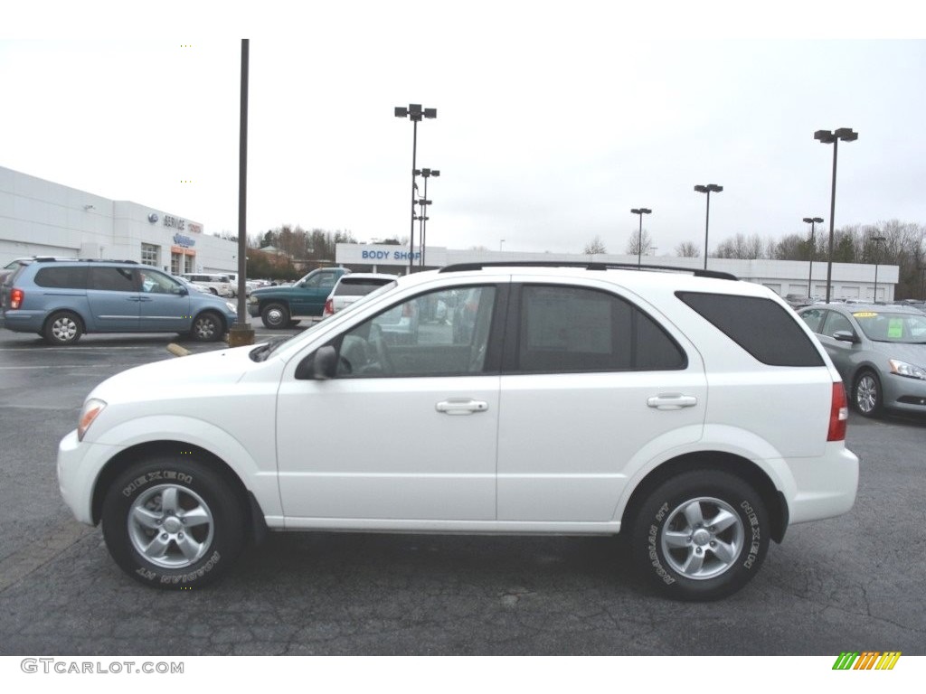 2008 Sorento LX 4x4 - Clear White / Gray photo #6