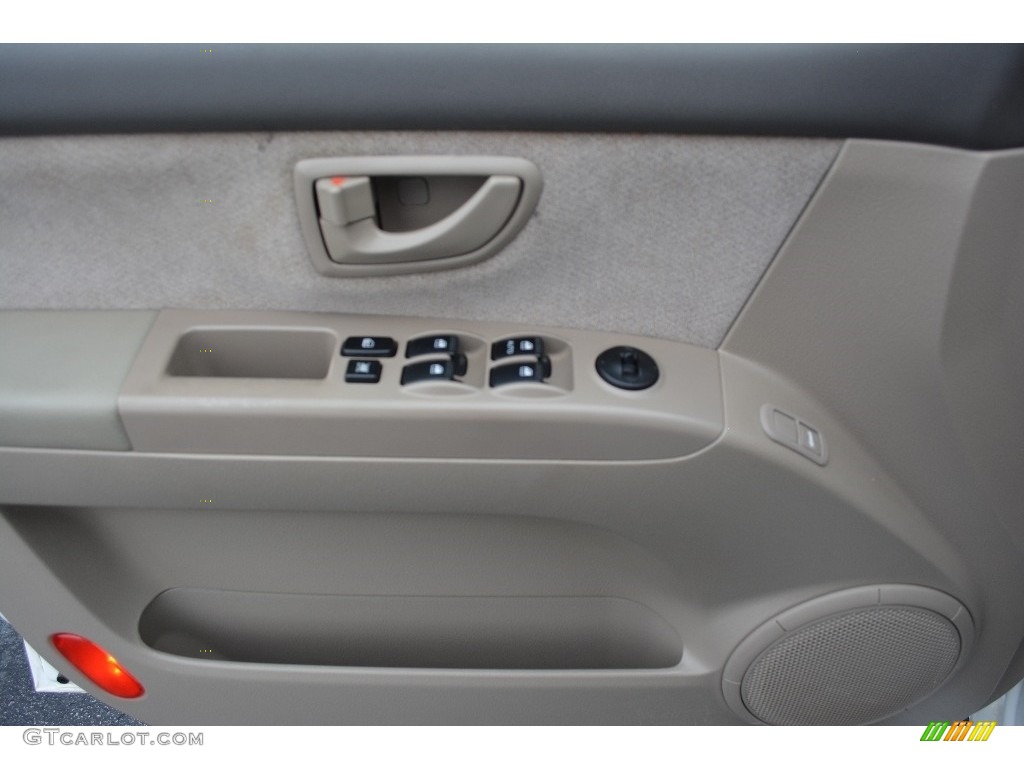 2008 Sorento LX 4x4 - Clear White / Gray photo #8