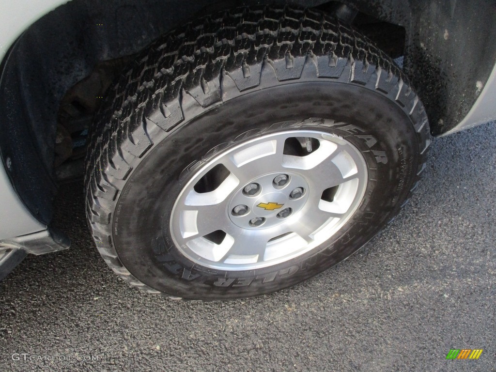 2011 Avalanche LS 4x4 - Sheer Silver Metallic / Ebony photo #3