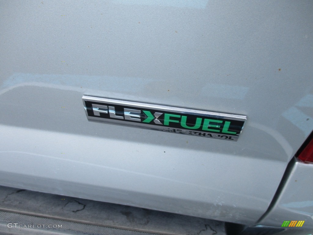 2011 Avalanche LS 4x4 - Sheer Silver Metallic / Ebony photo #7