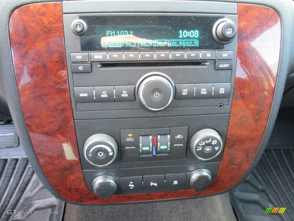 2011 Avalanche LS 4x4 - Sheer Silver Metallic / Ebony photo #31