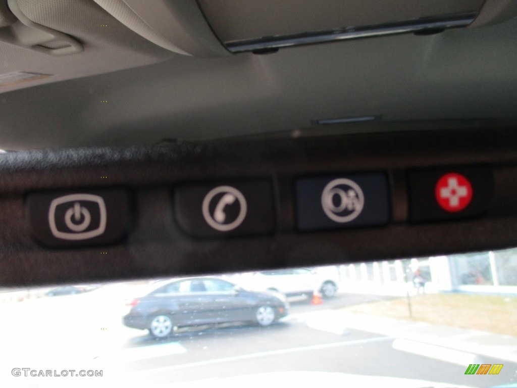 2011 Avalanche LS 4x4 - Sheer Silver Metallic / Ebony photo #32