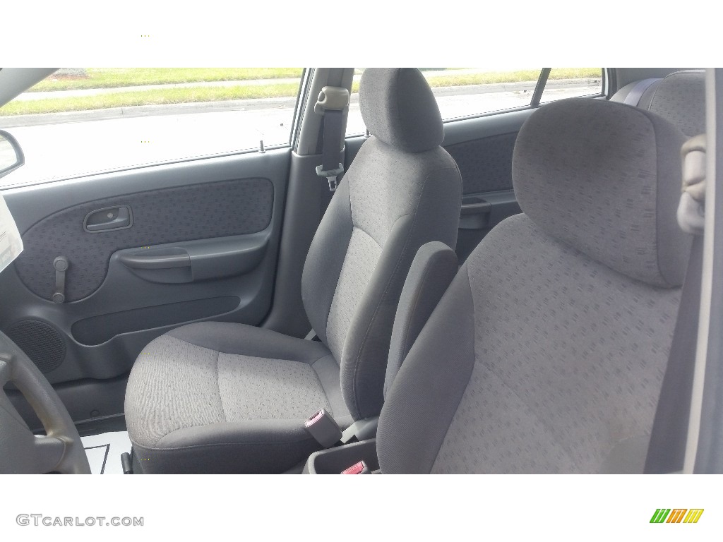 2004 Rio Sedan - Polar White / Gray photo #9