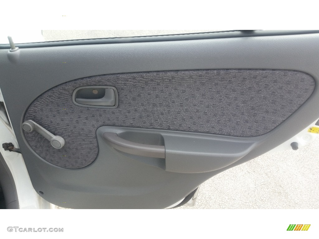 2004 Rio Sedan - Polar White / Gray photo #17
