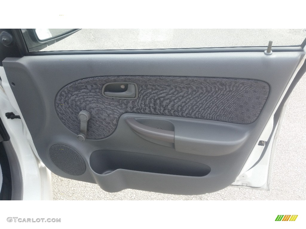 2004 Rio Sedan - Polar White / Gray photo #19