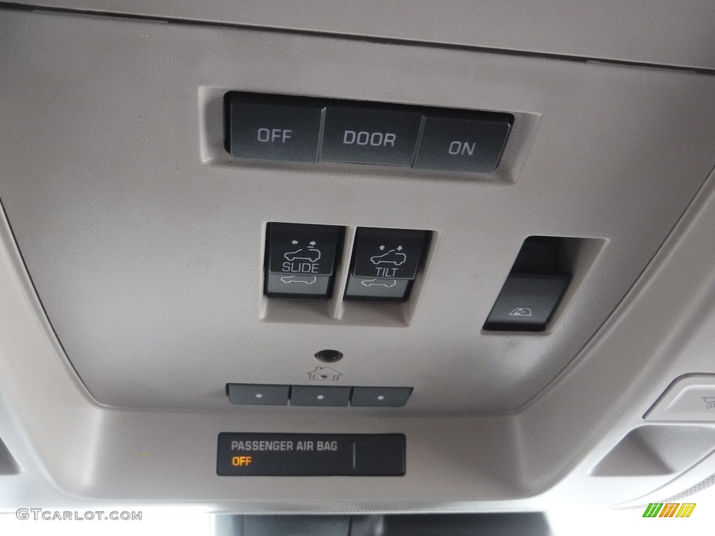 2016 Chevrolet Silverado 1500 High Country Crew Cab 4x4 Controls Photo #111009094