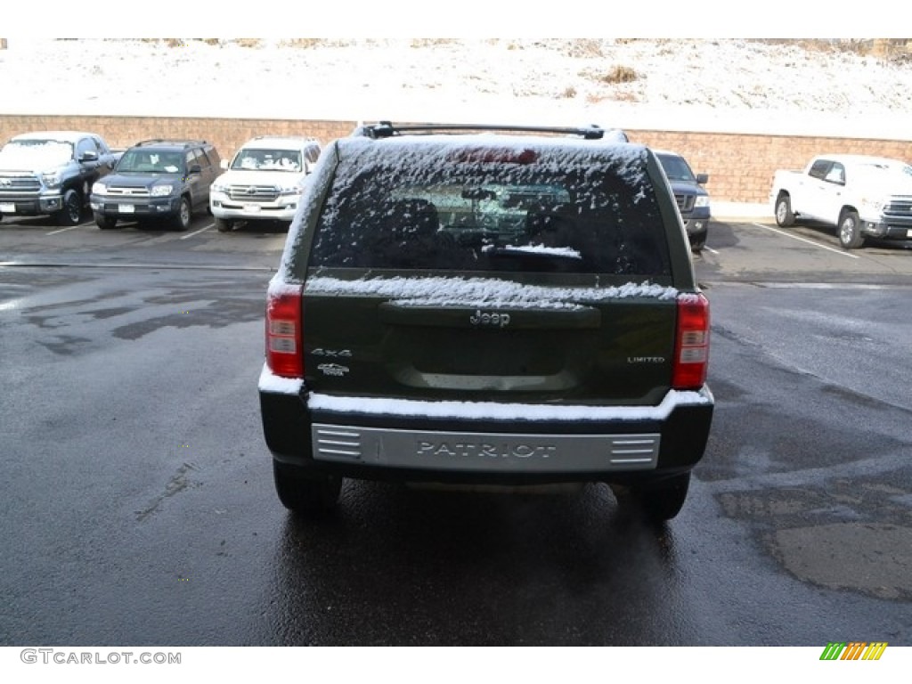 2007 Patriot Limited 4x4 - Jeep Green Metallic / Pastel Pebble Beige photo #3