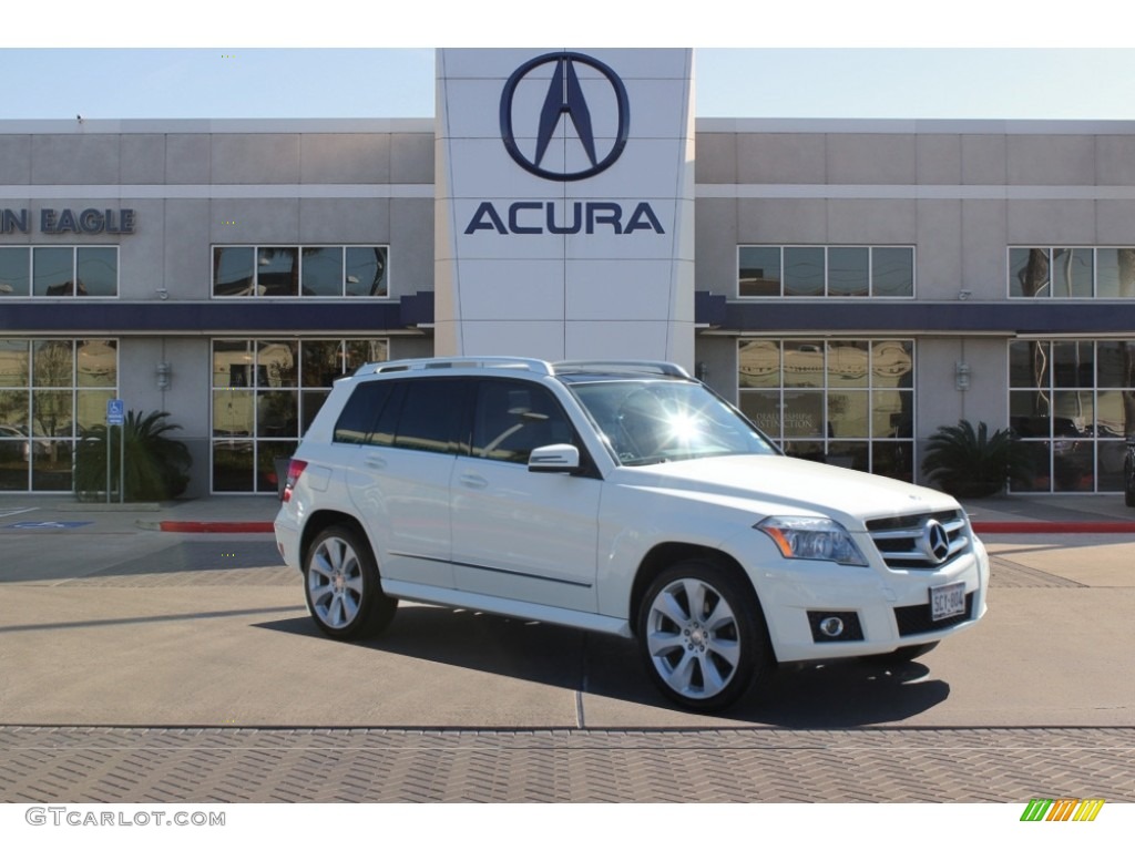 Arctic White Mercedes-Benz GLK