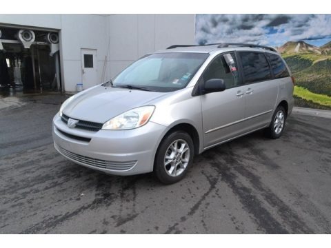 2004 Toyota Sienna LE AWD Data, Info and Specs