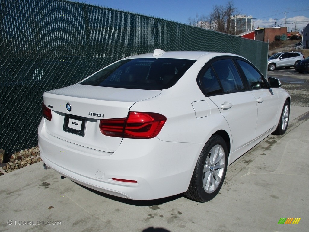 2016 3 Series 320i xDrive Sedan - Alpine White / Black photo #4