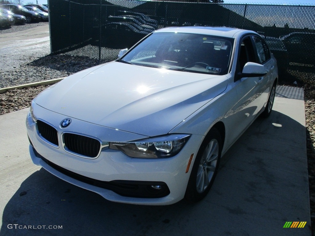 2016 3 Series 320i xDrive Sedan - Alpine White / Black photo #7