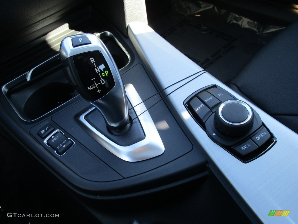 2016 3 Series 320i xDrive Sedan - Alpine White / Black photo #16