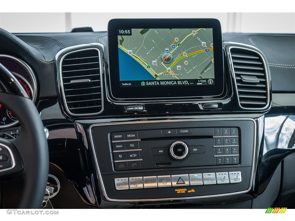 2016 Mercedes-Benz GLE 400 4Matic Navigation Photos