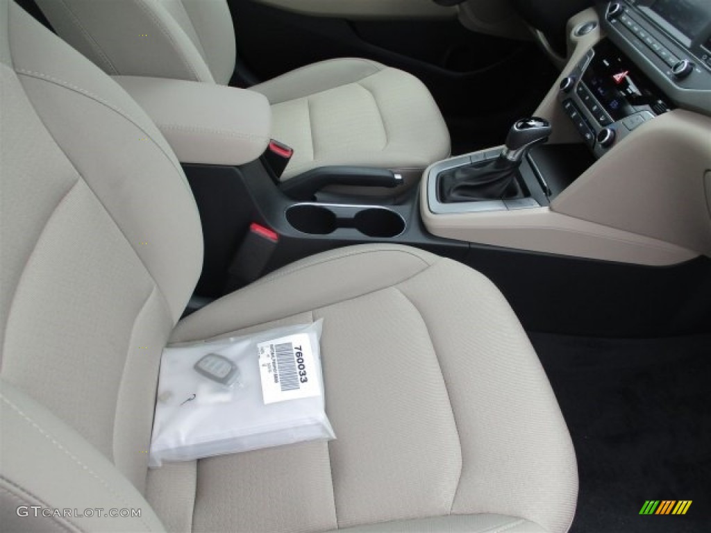 2017 Elantra SE - Red / Beige photo #15
