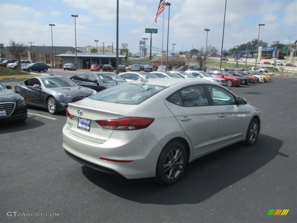2017 Elantra SE - Beige / Beige photo #8