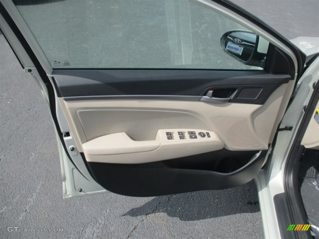 2017 Elantra SE - Beige / Beige photo #18