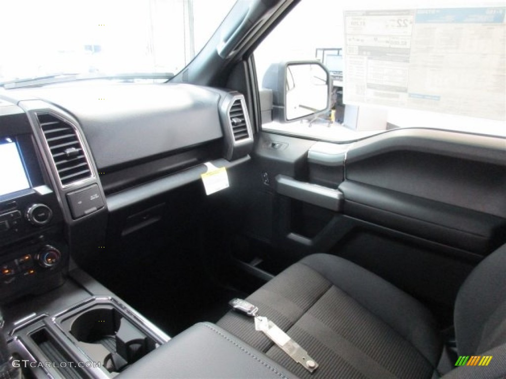 2016 F150 XLT SuperCrew - Oxford White / Black photo #15