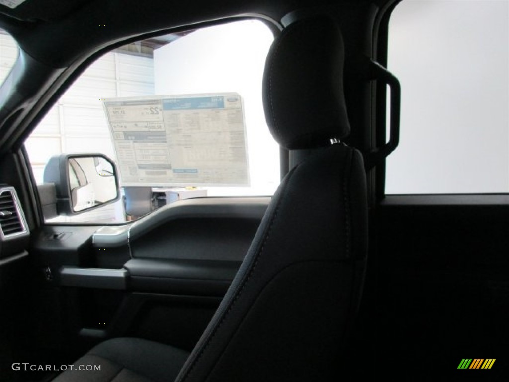 2016 F150 XLT SuperCrew - Oxford White / Black photo #16