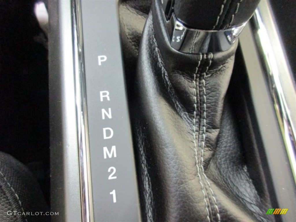 2016 F150 XLT SuperCrew - Oxford White / Black photo #23