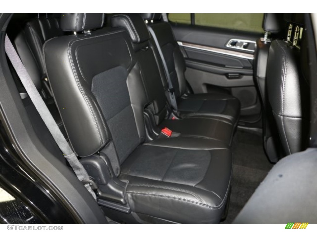 2016 Explorer Limited 4WD - Shadow Black / Ebony Black photo #13