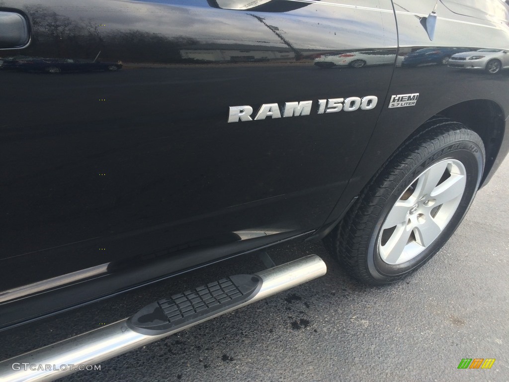 2012 Ram 1500 ST Regular Cab 4x4 - Black / Dark Slate Gray/Medium Graystone photo #27