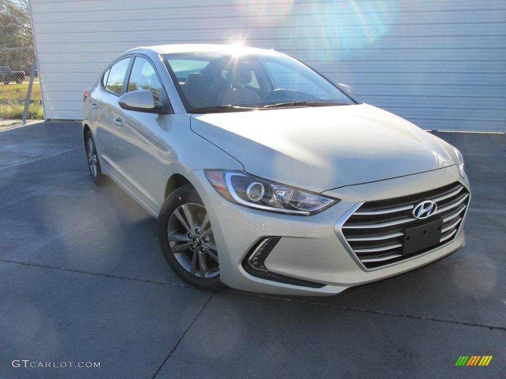 2017 Elantra SE - Beige / Beige photo #2