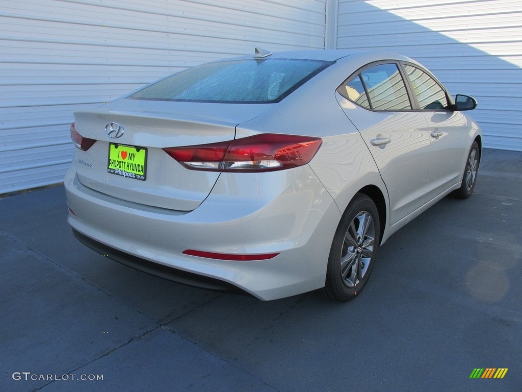 2017 Elantra SE - Beige / Beige photo #4