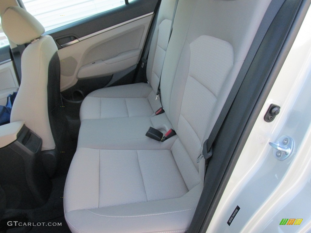 2017 Elantra SE - Beige / Beige photo #18